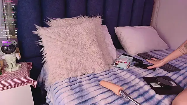 Snapshot of AmberMoss_ chatting on 01-29-25, 06:54 AmberMoss online show from 01-29-25, 06:54