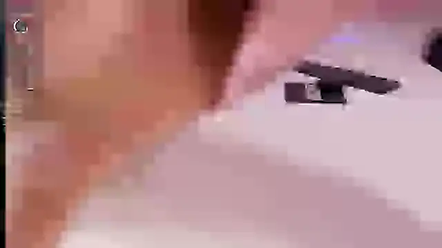 Snapshot of AmberMoss_ chatting on 03-09-25, 06:50 AmberMoss online show from 03-09-25, 06:50