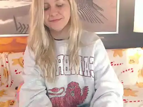 Snapshot of BigBoobsARRI chatting on 12-10-24, 04:13 BigBoobsARRI online show from 12-10-24, 04:13