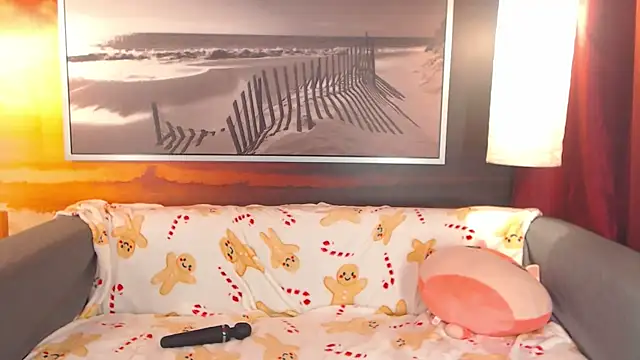 Snapshot of BigBoobsARRI chatting on 12-15-24, 03:31 BigBoobsARRI online show from 12-15-24, 03:31