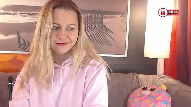 Snapshot of BigBoobsARRI chatting on 01-20-25, 04:34 BigBoobsARRI online show from 01-20-25, 04:34