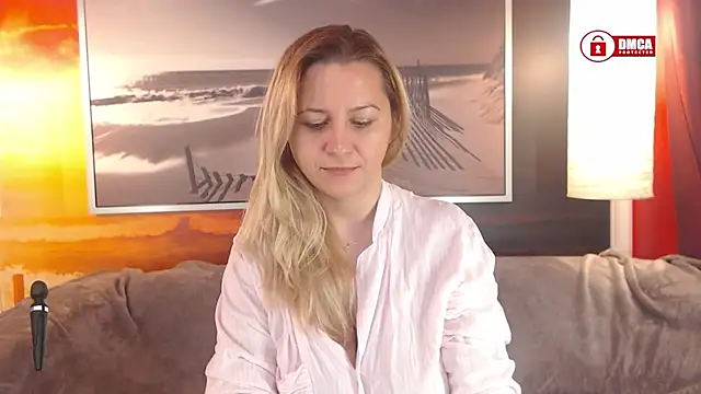 Snapshot of BigBoobsARRI chatting on 01-25-25, 06:12 BigBoobsARRI online show from 01-25-25, 06:12