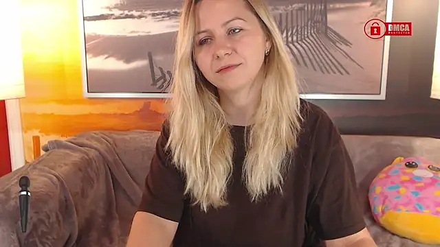 Snapshot of BigBoobsARRI chatting on 01-29-25, 10:48 BigBoobsARRI online show from 01-29-25, 10:48