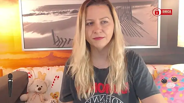 Snapshot of BigBoobsARRI chatting on 02-05-25, 02:48 BigBoobsARRI online show from 02-05-25, 02:48