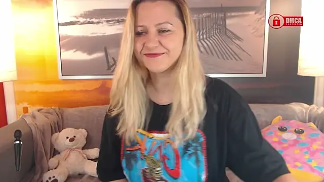 Snapshot of BigBoobsARRI chatting on 02-14-25, 06:23 BigBoobsARRI online show from 02-14-25, 06:23