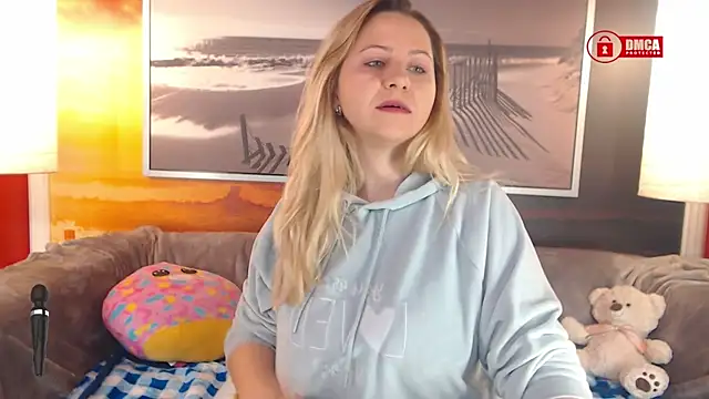 Snapshot of BigBoobsARRI chatting on 02-20-25, 06:28 BigBoobsARRI online show from 02-20-25, 06:28