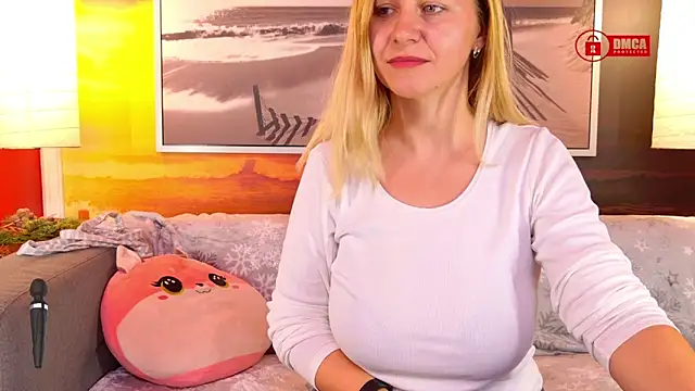 Snapshot of BigBoobsARRI chatting on 11-03-25, 11:00 BigBoobsARRI online show from 11-03-25, 11:00