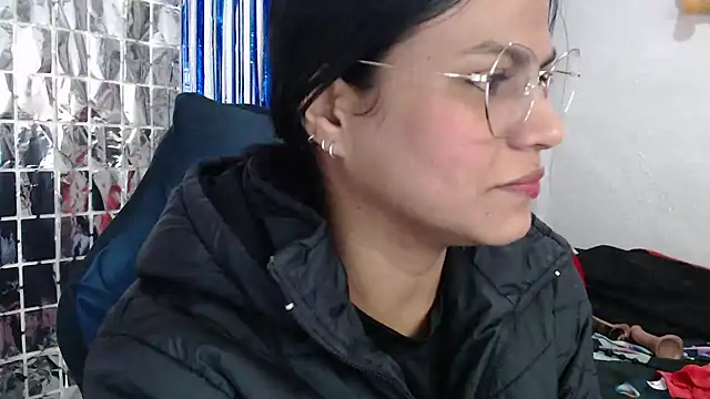 SweetAlmaa online show from 09-25-25, 09:35