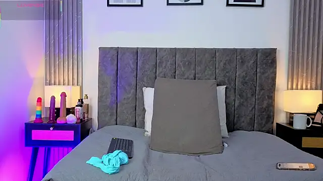 Ema Stone65 online show from 11-15-25, 09:32