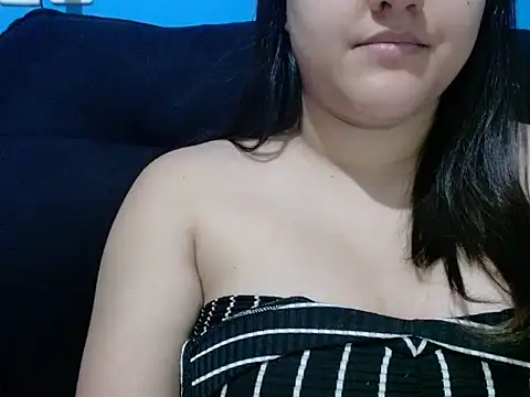 Snapshot of luckygirl111 chatting on 11-05-25, 04:40 luckygirl111 online show from 11-05-25, 04:40