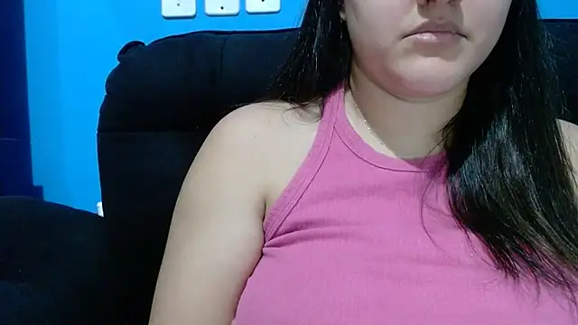 Snapshot of luckygirl111 chatting on 04-06-26, 01:34 luckygirl111 online show from 04-06-26, 01:34