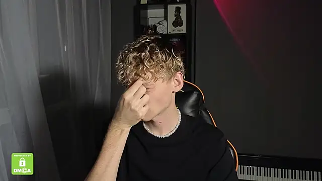 Keytaro online show from 09-12-25, 11:37