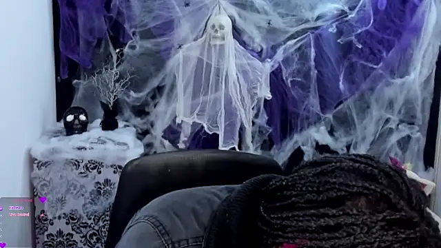 Marce 22 online show from 10-16-25, 04:46