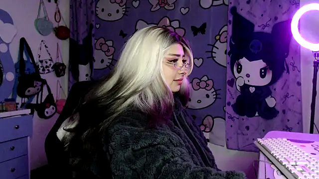 lussyevans24 online show from 03-21-26, 04:28