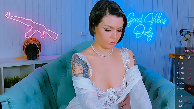 My toys pink online show from 03-09-25, 12:42