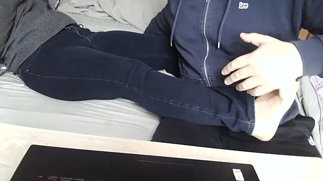 margotgra82 online show from 03-13-25, 08:26