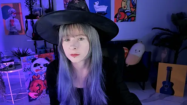 Snapshot of LexiWenford chatting on 10-27-25, 02:59 LexiWenford online show from 10-27-25, 02:59