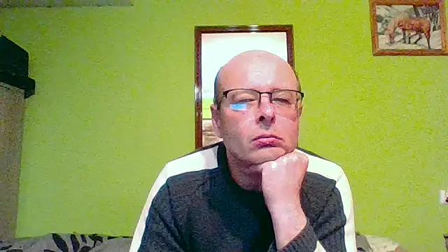 Tiger202441 online show from 04-19-26, 09:28