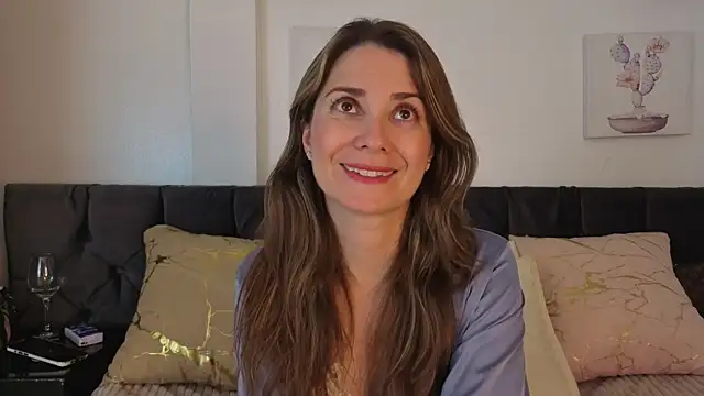 Natasha Kinski online show from 09-12-25, 07:58