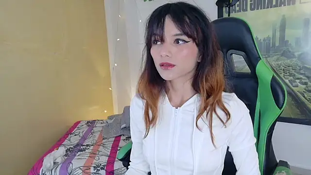 Snapshot of kittyzenn chatting on 04-09-26, 10:04 kittyzenn online show from 04-09-26, 10:04