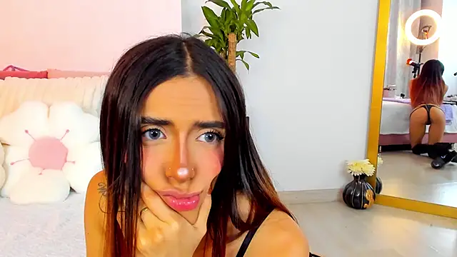 StormiRusso online show from 03-13-25, 03:11