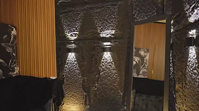 DannSaenz online show from 10-03-25, 02:36