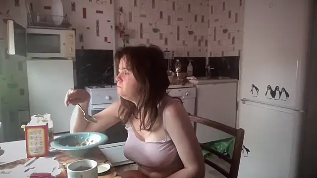 Diamond Tyler online show from 04-22-26, 04:15