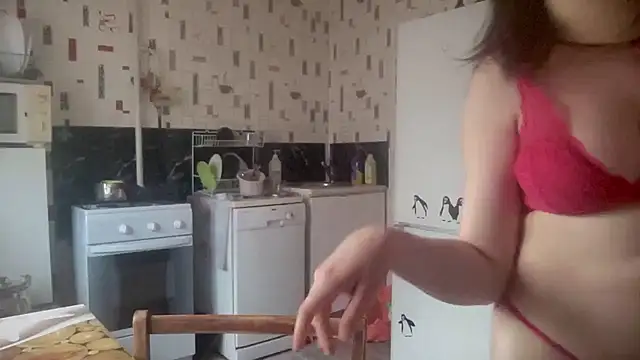 Diamond Tyler online show from 04-25-26, 01:41