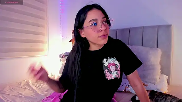 DanielaSaenz0 online show from 12-16-24, 03:19