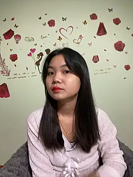 Maeve2k5 online show from 12-10-24, 12:39