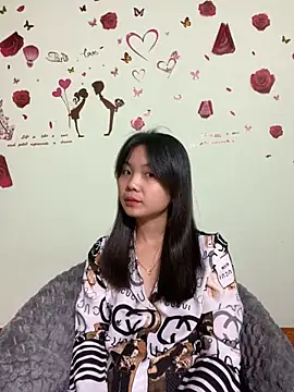 Maeve2k5 online show from 12-12-24, 09:30