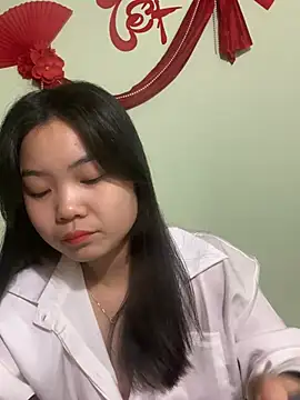 Maeve2k5 online show from 01-22-25, 12:48