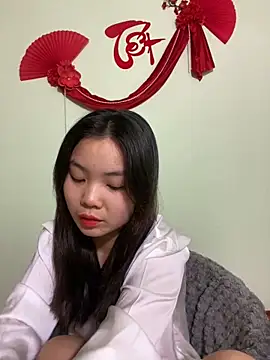 Maeve2k5 online show from 01-24-25, 11:48