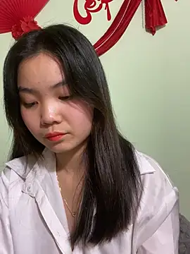 Maeve2k5 online show from 01-25-25, 05:51