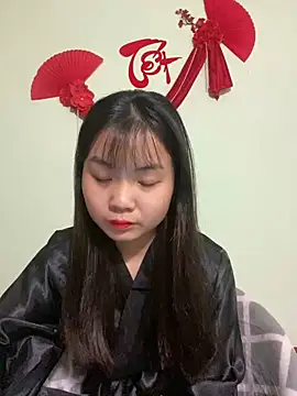 Maeve2k5 online show from 03-17-25, 02:52