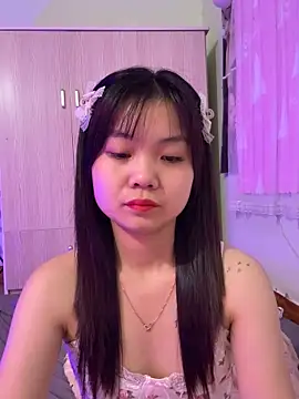 Maeve2k5 online show from 09-30-25, 09:42