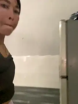 Linaannn online show from 11-12-25, 02:12