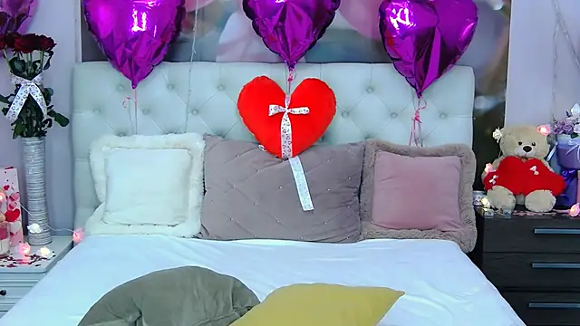 VioletUmi online show from 02-12-25, 01:48