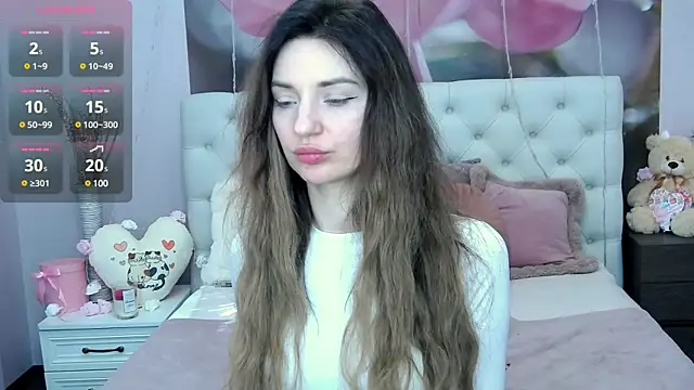 VioletUmi online show from 03-09-25, 10:19