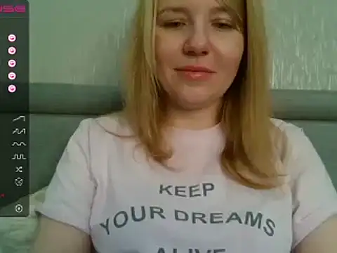 urbadkitty online show from 12-09-24, 06:55