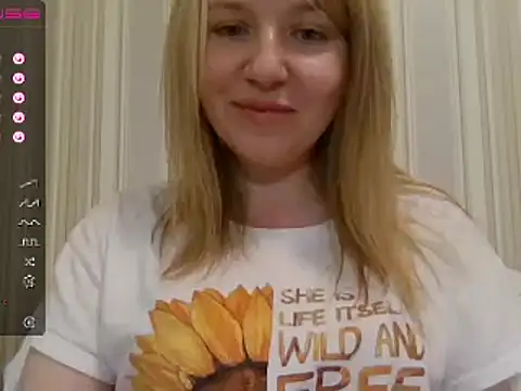 urbadkitty online show from 12-15-24, 03:09