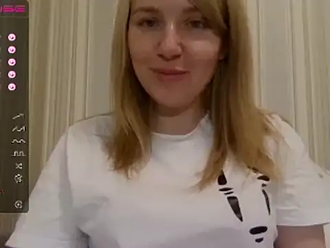 urbadkitty online show from 12-16-24, 01:43