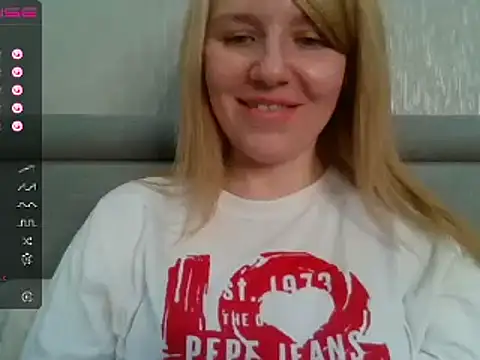 urbadkitty online show from 12-20-24, 11:00