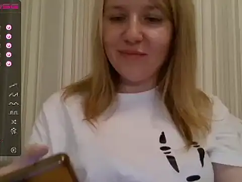 urbadkitty online show from 12-24-24, 04:08