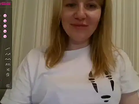 urbadkitty online show from 12-24-24, 07:44