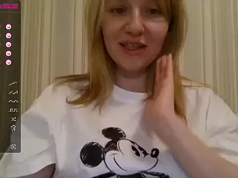 urbadkitty online show from 01-03-25, 05:53