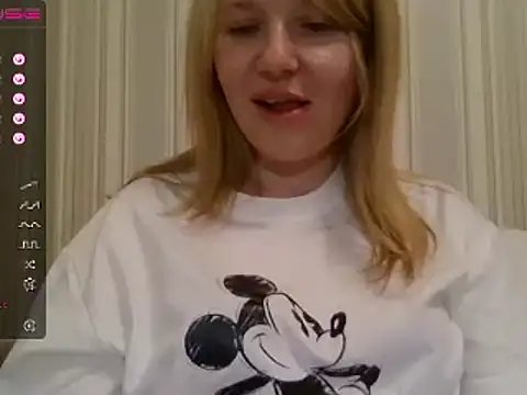 urbadkitty online show from 01-04-25, 04:00