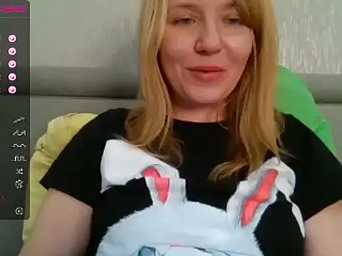 urbadkitty online show from 02-13-25, 08:06