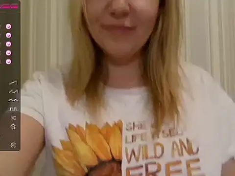 urbadkitty online show from 02-15-25, 05:07