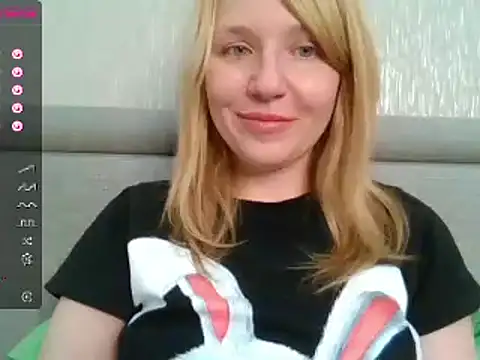 urbadkitty online show from 02-20-25, 10:27